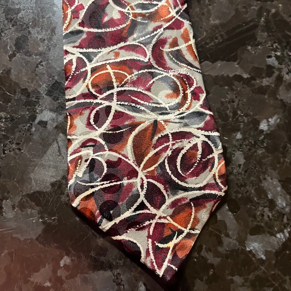 Benchmark silk tie - Picture 1 of 3